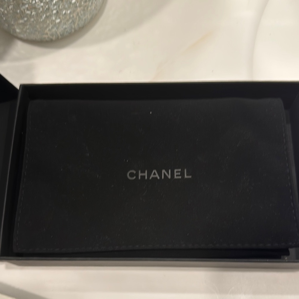 Chanel Black Key Card Holder with Iconic Quilted Design passport holder - Picture 7 of 8